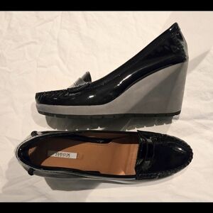 NWOB - Geox: Size 40 Breathable, Waterproof Respira™ 3" Black Patent Wedge Heels